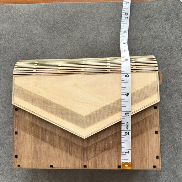 Handcrafted Wooden Geometric Clutch With Adjustable Strap - Picture 2 of 10